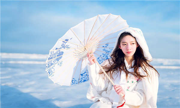 南丹试管代怀生子多少钱一个？助孕之路的费用分析与方案选择